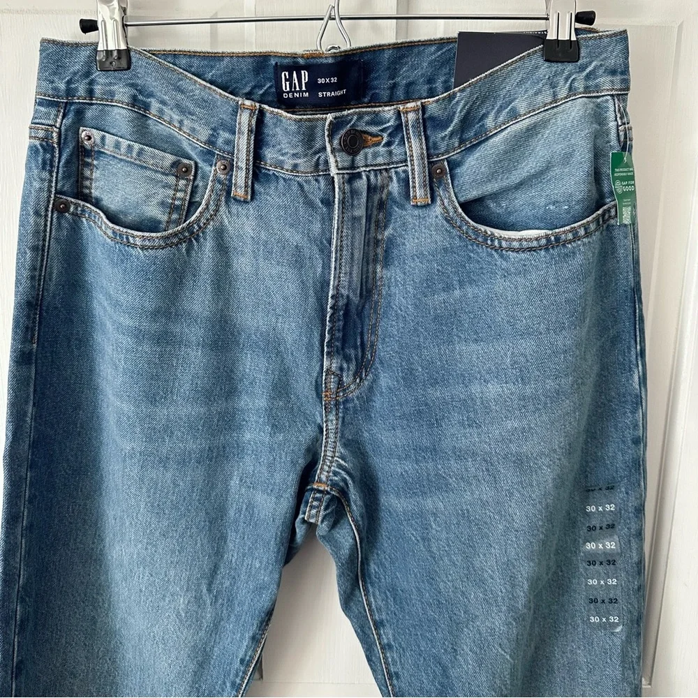 New! GAP Men's Classic Denim Mid-rise Straight Jeans 30x32